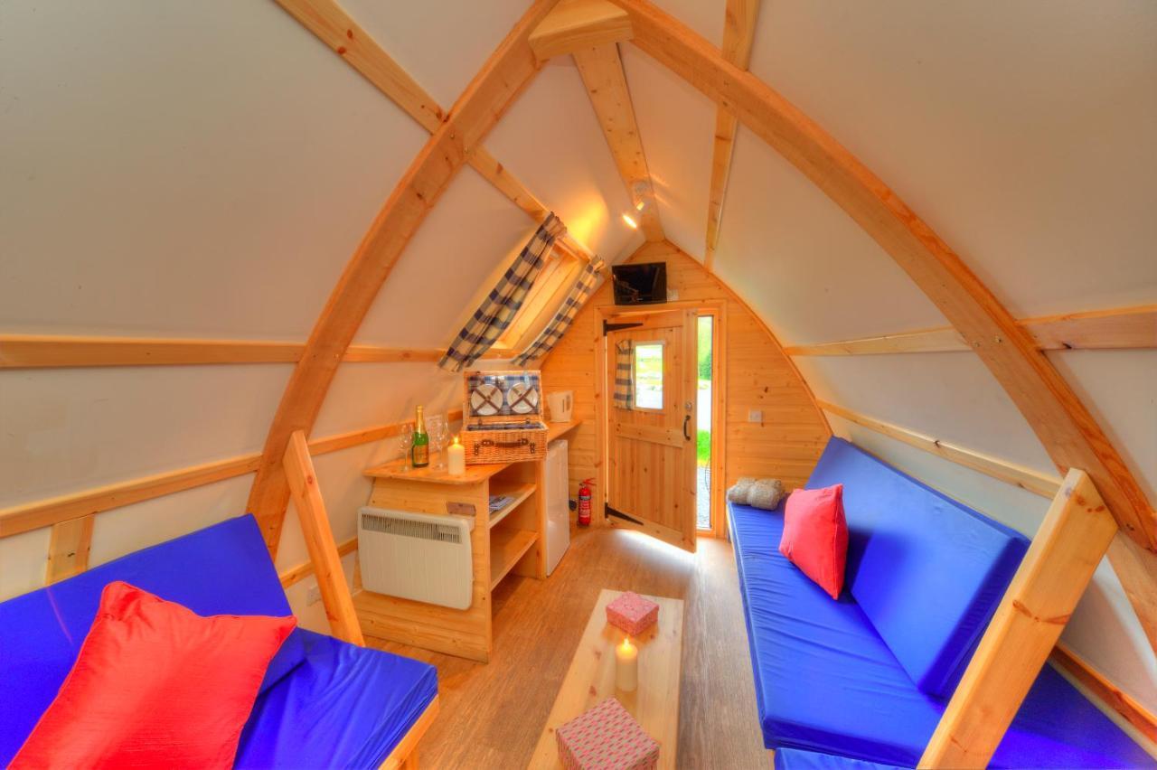 Loch Tay Highland Lodges And Glamping Park Morenish Exteriör bild