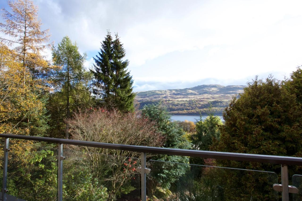 Loch Tay Highland Lodges And Glamping Park Morenish Exteriör bild