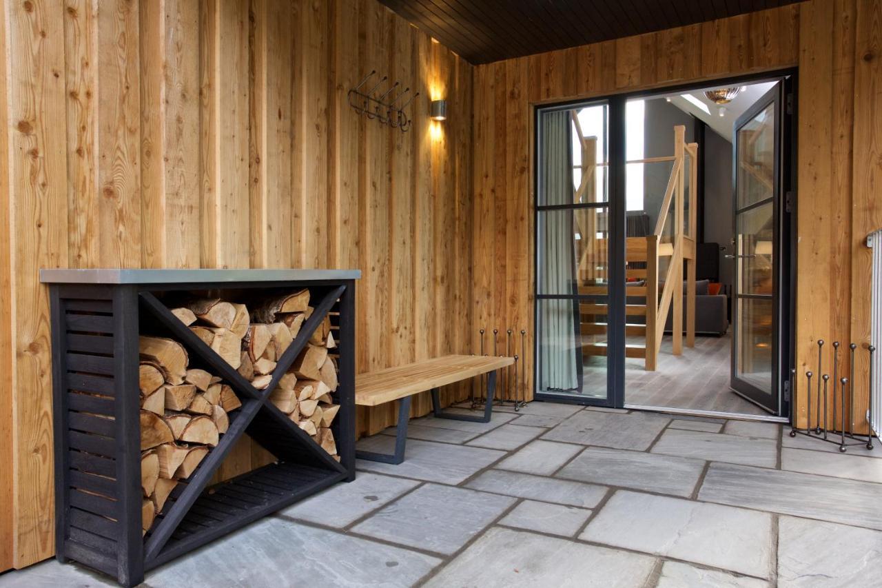 Loch Tay Highland Lodges And Glamping Park Morenish Exteriör bild